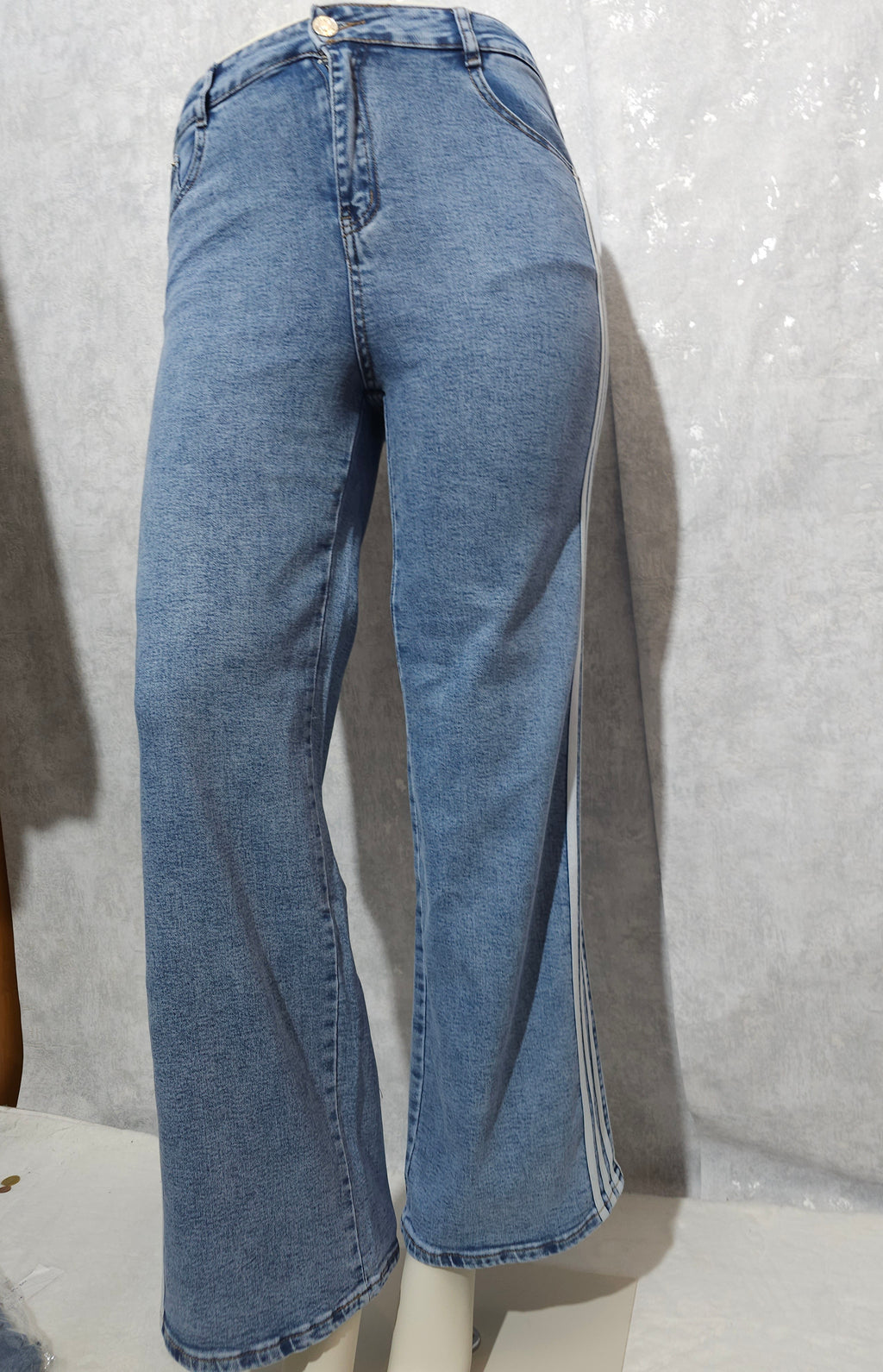 Wide Leg Jeans mit Streifen, L bis 4XL