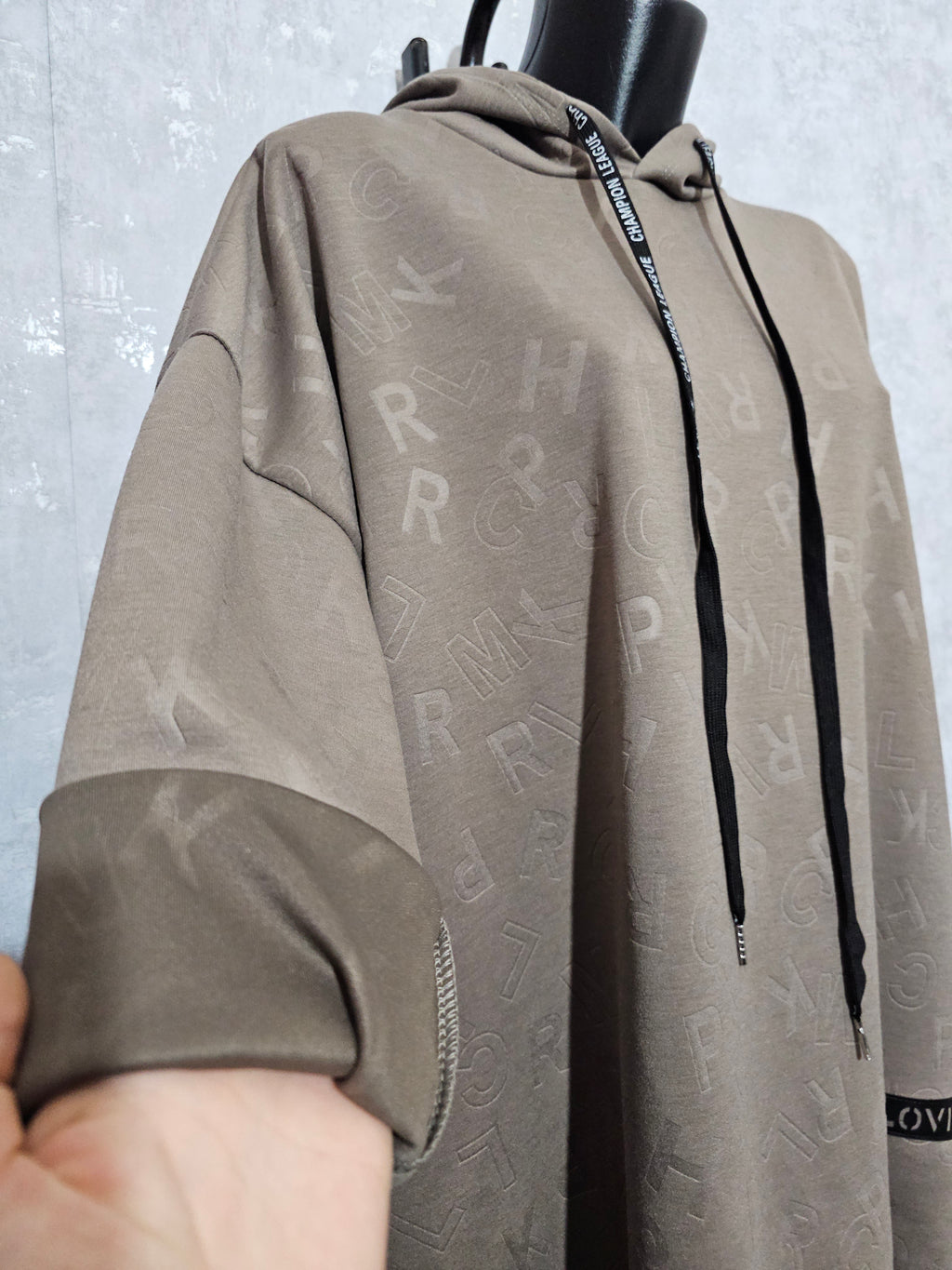 Long-Hoodie Oversize XL-3XL • Kapuzenpullover • Made in Italy – Beige / Rot / Schwarz