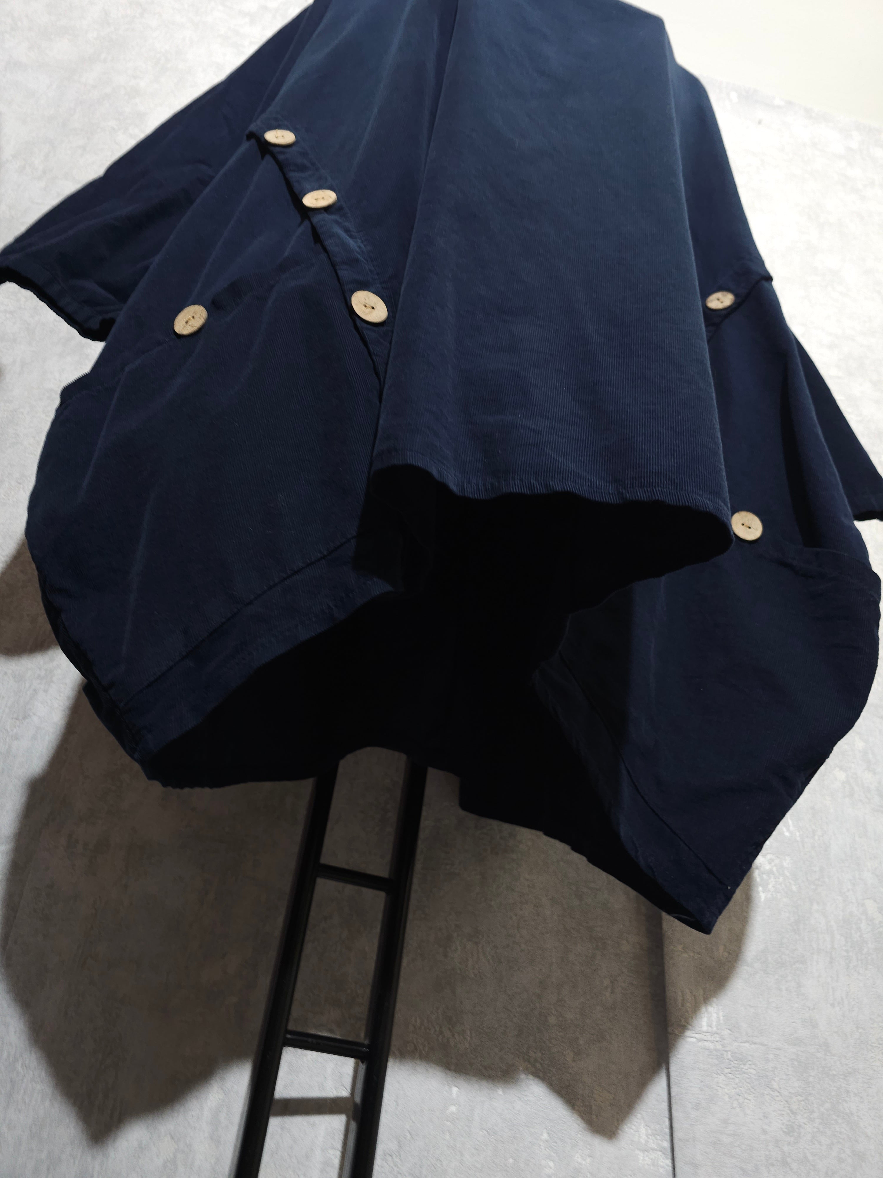 Oversize Tunika Daisy – Navy Blau | Asymmetrischer Schnitt | Baumwolle | Made in Italy