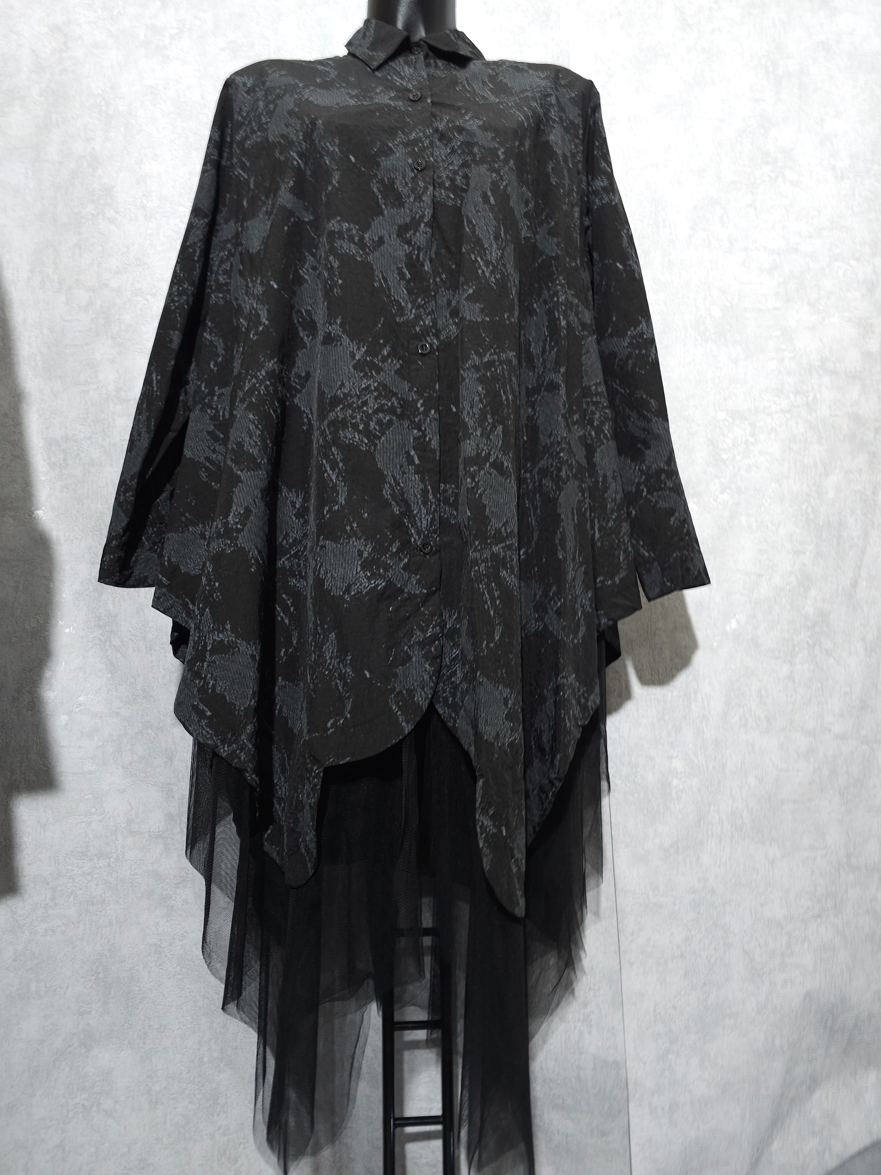 Oversize Tunika / Longbluse mit Muster & Tüll – Schwarz (XXL–XXXL)