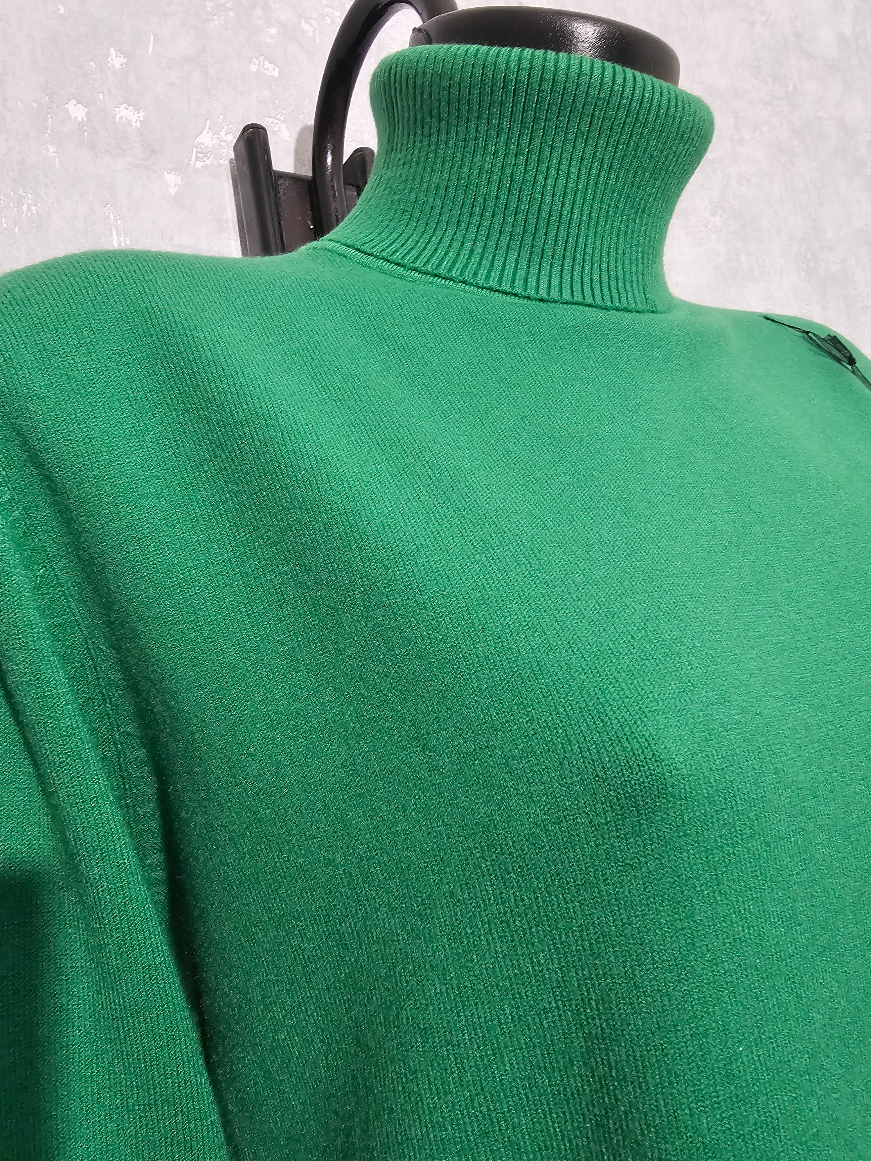 Grüner Rollkragenpullover – weich, warm & hochwertig – L/X