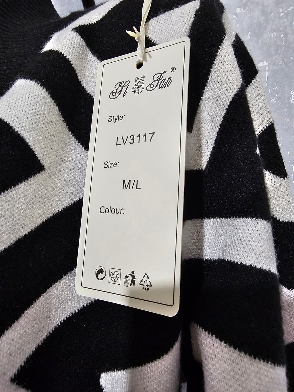 Eleganter langer Cardigan-hochwertig, weich & warm – M/L