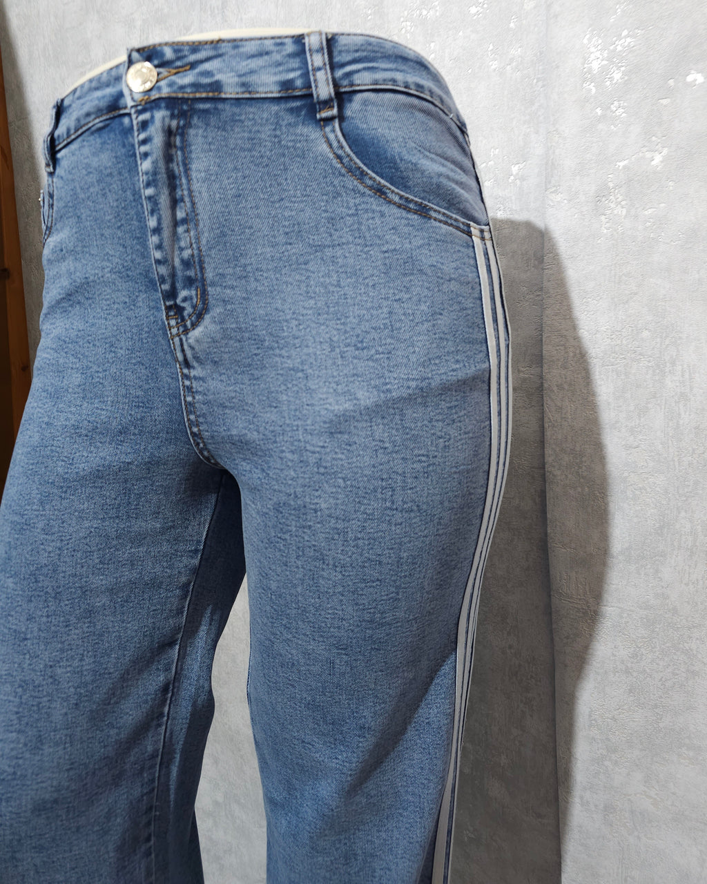 Wide Leg Jeans mit Streifen, L bis 4XL